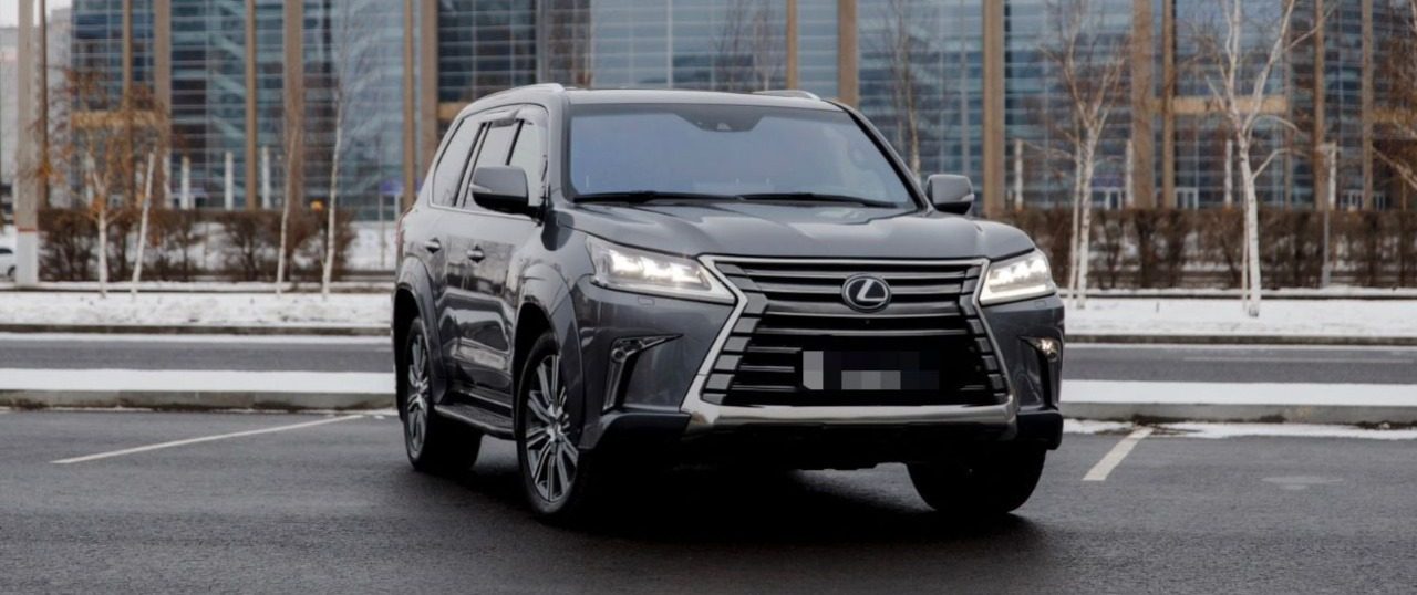 Аренда Lexus 570 в Астане — фото 2